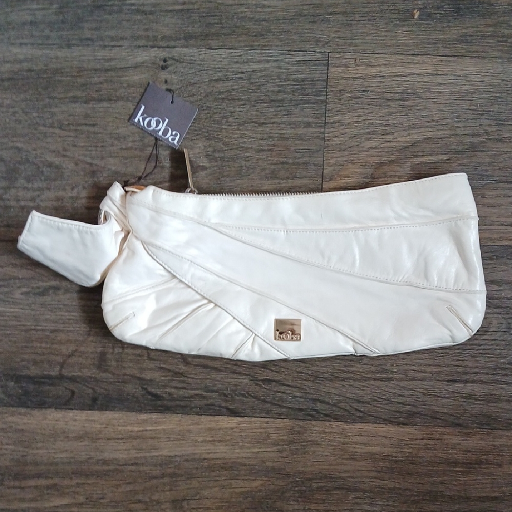 NWT Deadstock Vintage 80's kooba Hope Ivory Leather Wristlet Clutch Bag.